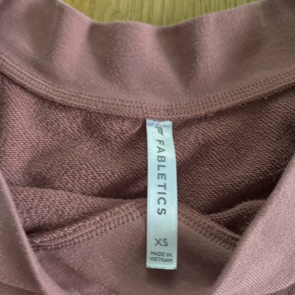 Fabletics sweater - Picture 2 of 2
